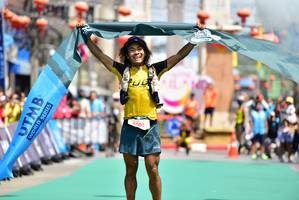 BIB: 065
                            <button type="button" onclick="openModal(21795091)" class="btn btn-primary btn-sm float-right btn-popup" data-toggle="modal" data-target=".modal-high-quality">
                        <i class="fas fa-shopping-cart"></i> Add to Cart
                    </button>
                                            <button type="button" onclick="isThisMe(21795091, true)" class="btn btn-success btn-sm float-right btn-popup btn-isme hidden" data-toggle="tooltip" data-placement="bottom" title="นี่คือรูปของคุณใช่ไหม คลิกที่นี่เพื่อเอาเข้าอัลบั้ม">
                        <i class="fas fa-plus"></i> Add to album
                    </button>
                    <button type="button" onclick="isThisMe(21795091, false)" class="btn btn-warning btn-sm float-right btn-popup btn-isnotme hidden">
                        <i class="fas fa-ban"></i> Remove from album
                    </button>